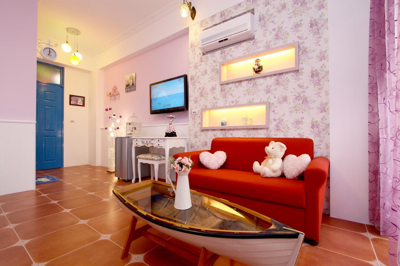 Love In Aegean Sea Homestay Kota Hualien Bagian luar foto